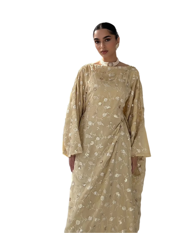 Alaia in Beige