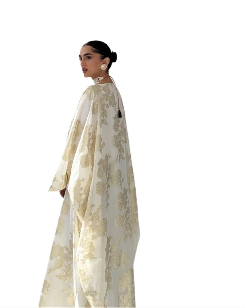 Jasmine in White & Gold